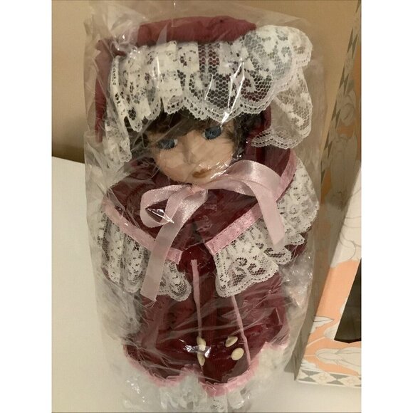 Porcelain Doll 16” In Limited Edition Brown Hair Blue Eyes Red Bow Vtg. - Picture 3 of 7